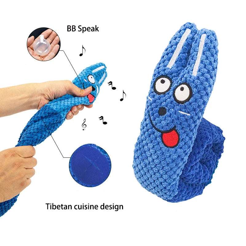 Dog playing with plush snail toy
Squeaky foldable dog puzzle toy
Treat-hiding snail dog toy for puppies