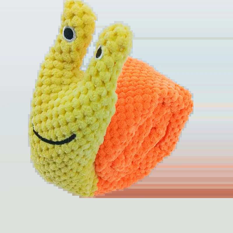 Dog playing with plush snail toy
Squeaky foldable dog puzzle toy
Treat-hiding snail dog toy for puppies